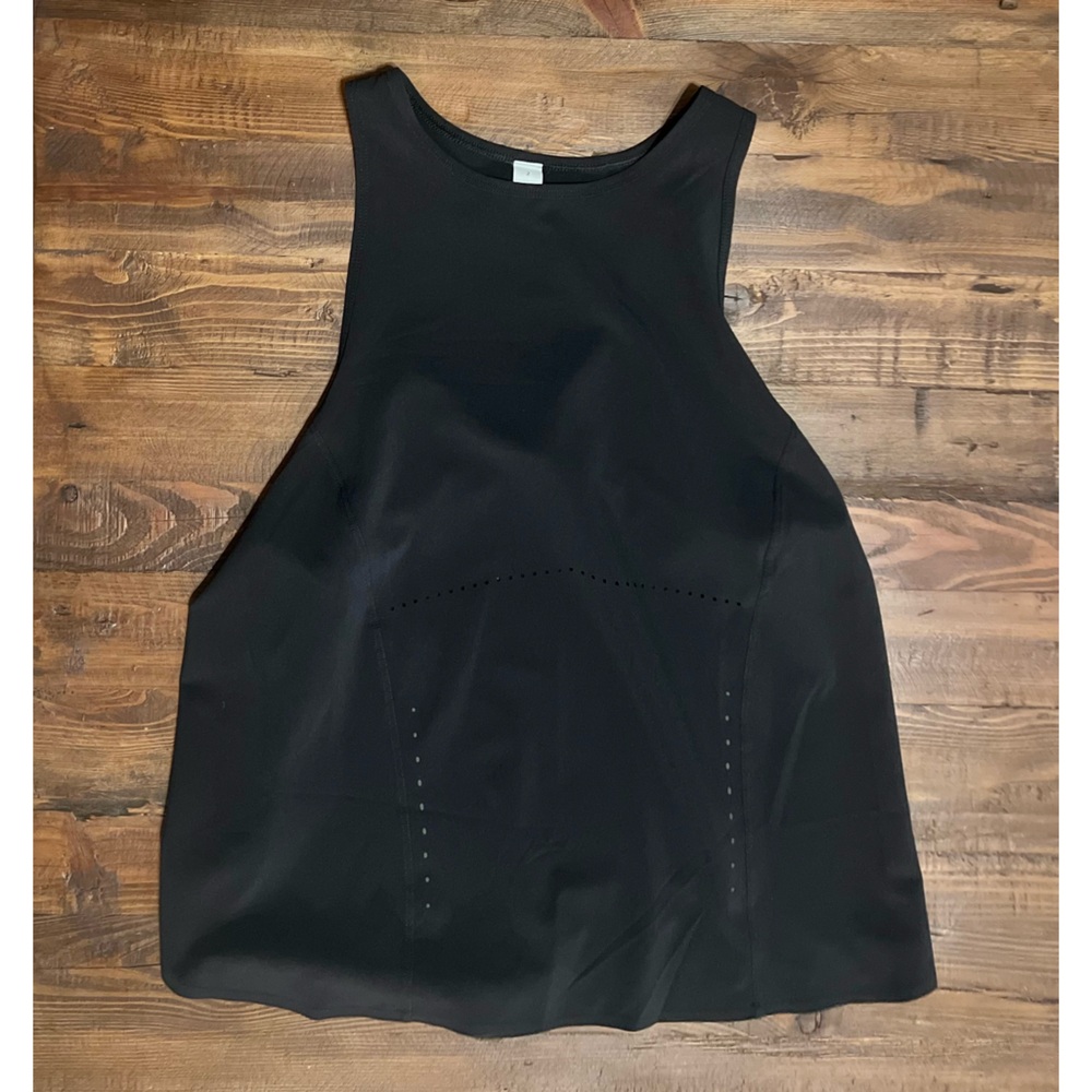 Lululemon Flowy Tank - Size 2